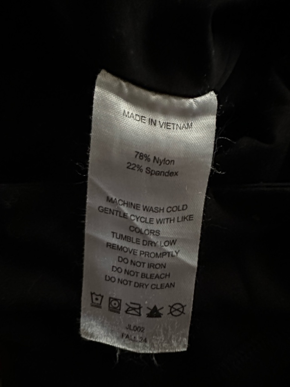 Quince Ultra Form High Rise Capri 21” Inseam Black Small - Picture 6 of 7